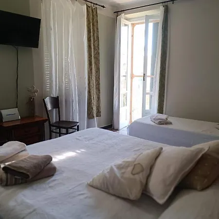 לינה וארוחת בוקר La Degli Elfi Di Casa Porrati Lu (Piedmont)