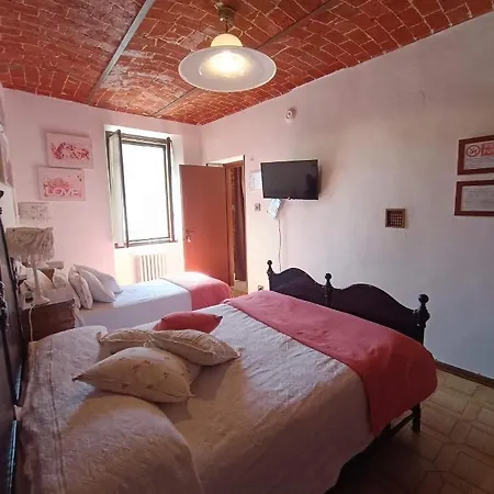 La Locanda Degli Elfi Di Locanda Casa Porrati Bed & Breakfast