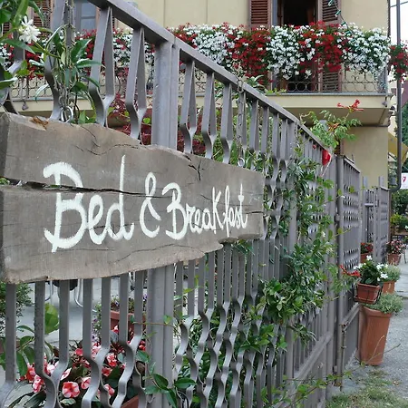 Bed & Breakfast La Locanda Degli Elfi Di Locanda Casa Porrati Lu (Piedmont)